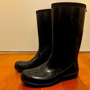 Women's Black Rainboots